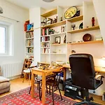 Guestready - Book-Lovers Abode In The 4Th Arrondissement
